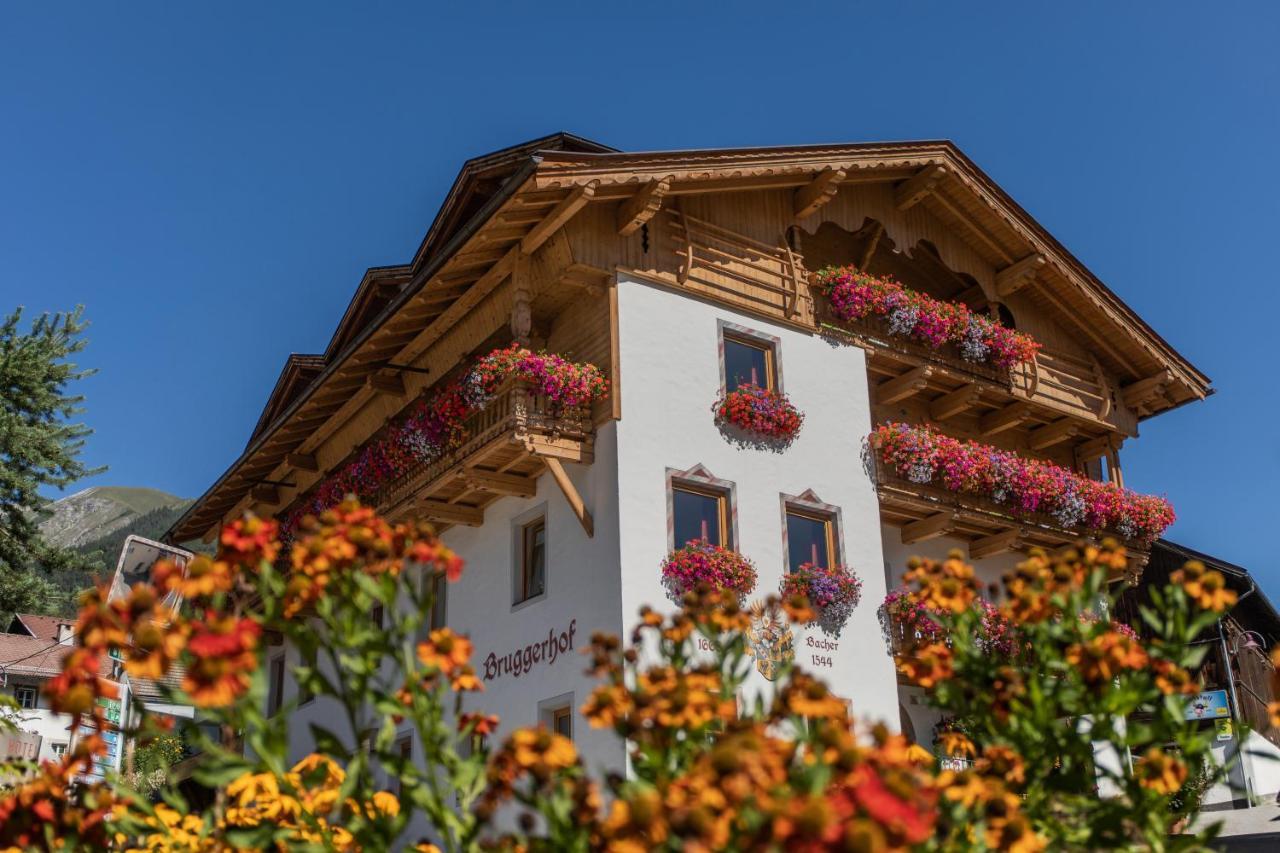 Hotel Bruggerhof Fulpmes Exterior foto